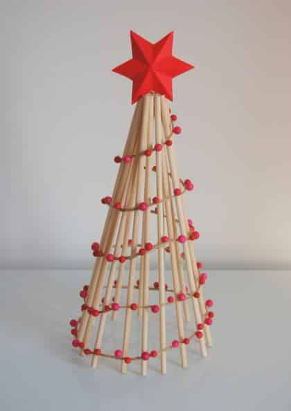 Árvore de Natal com Palitos de Churrasco Árvore de Natal com Palitos de Churrasco