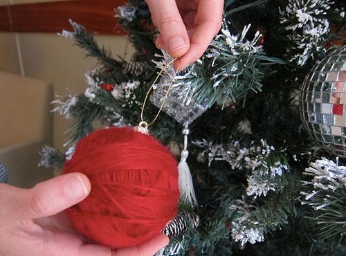 Bolas de Natal Decoradas com Lã