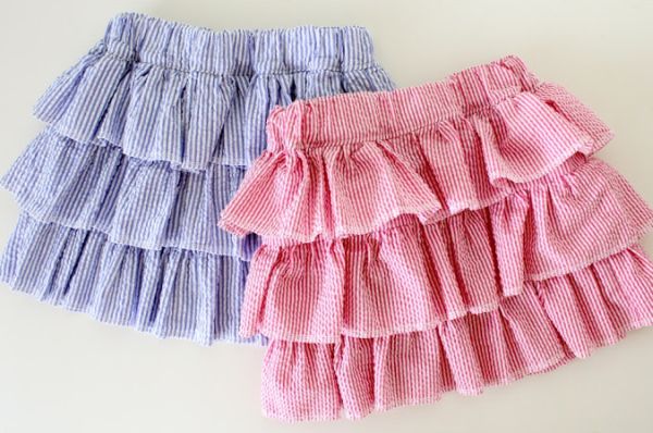 Esta saia infantil de babados é linda e não tão difícil de ser feita (Foto: madeeveryday.com)