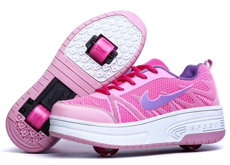 tenis com patins infantil