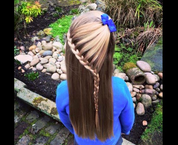 penteado com trança infantil com enfeite