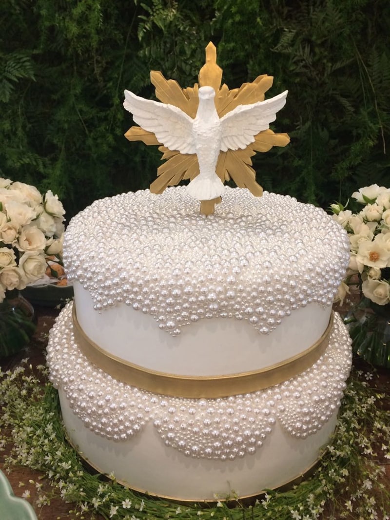 bolo para batizado pomba