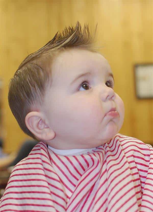 corte de cabelo de bebe masculino