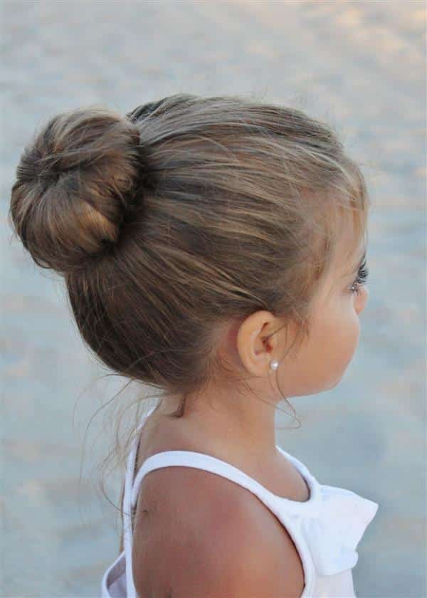 15 ideias de penteado para cabelo liso infantil apaixonantes!