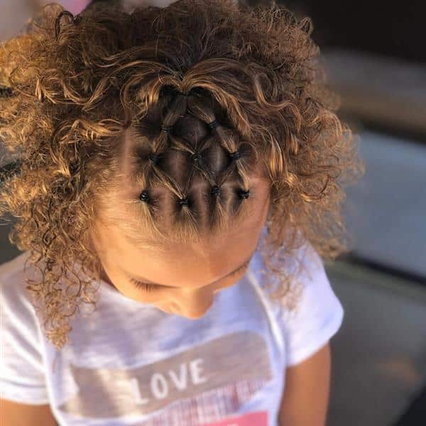 penteado com liguinhas infantil cabelo cacheado