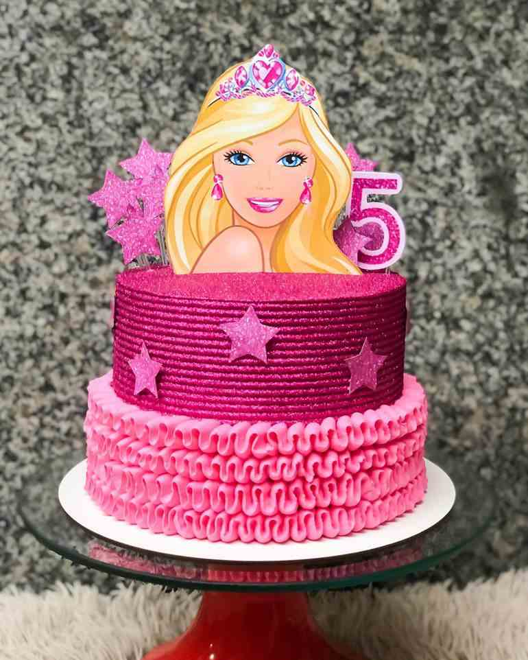 bolo de dois andares barbie