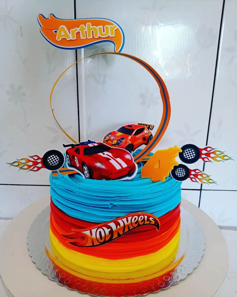 Bolo Hot Wheels: 50 fotos e ideias de decoração