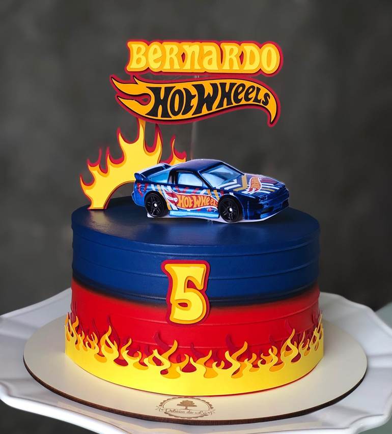 Bolo Hot Wheels: 80 fotos para se inspirar e 4 tutoriais para