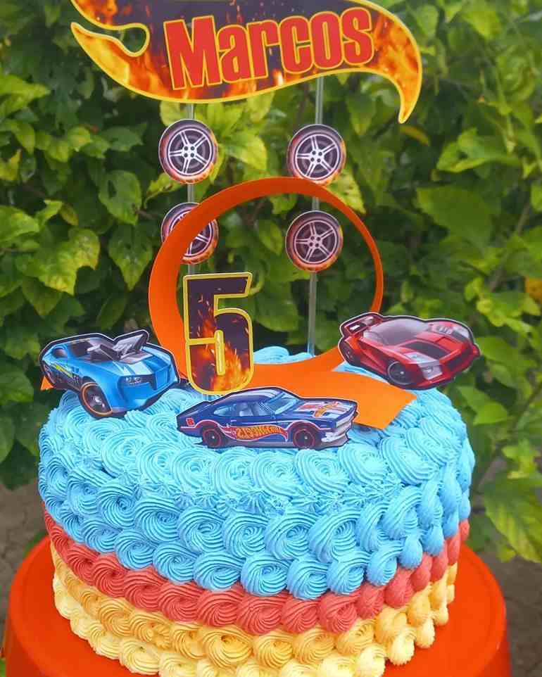 Filhas de Oyá - Topo de bolo carros para celebrar anos em família! #Braga # carros #carrosdisney #bolos #cake #Topper #TopoDeBolo #filhasdeoyá #famili  ##família #crianca #infantil