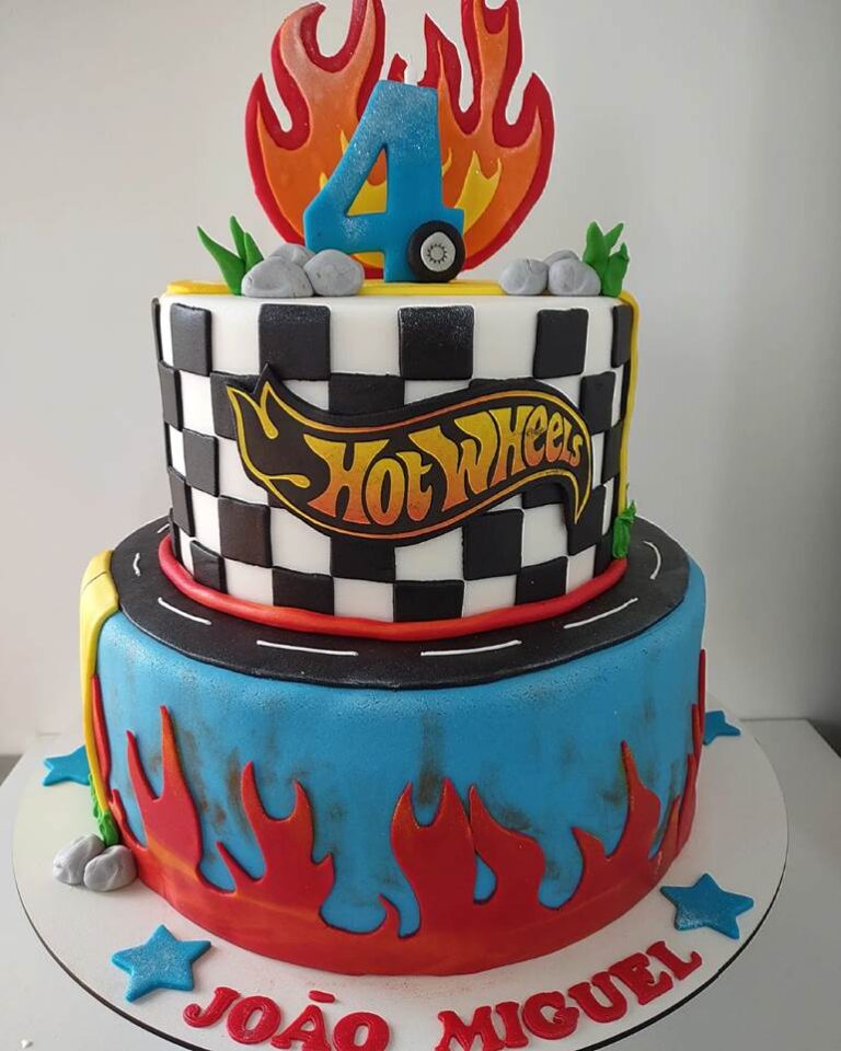 Bolo Hot Wheels: 50 fotos e ideias de decoração